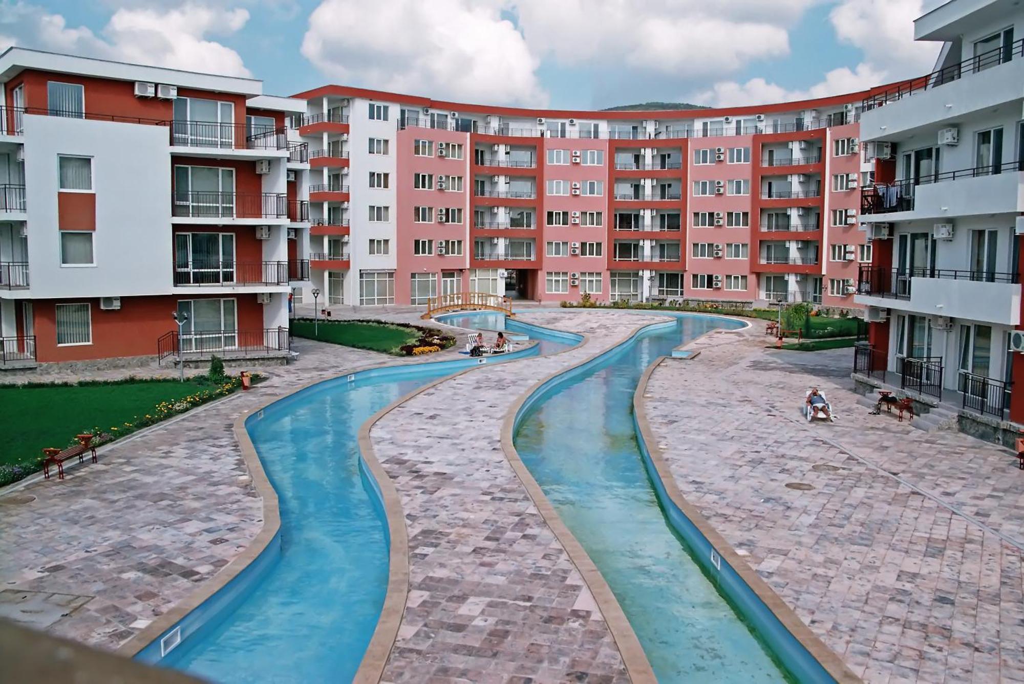 Privilege Beach Apartments Sveti Vlas Exterior photo