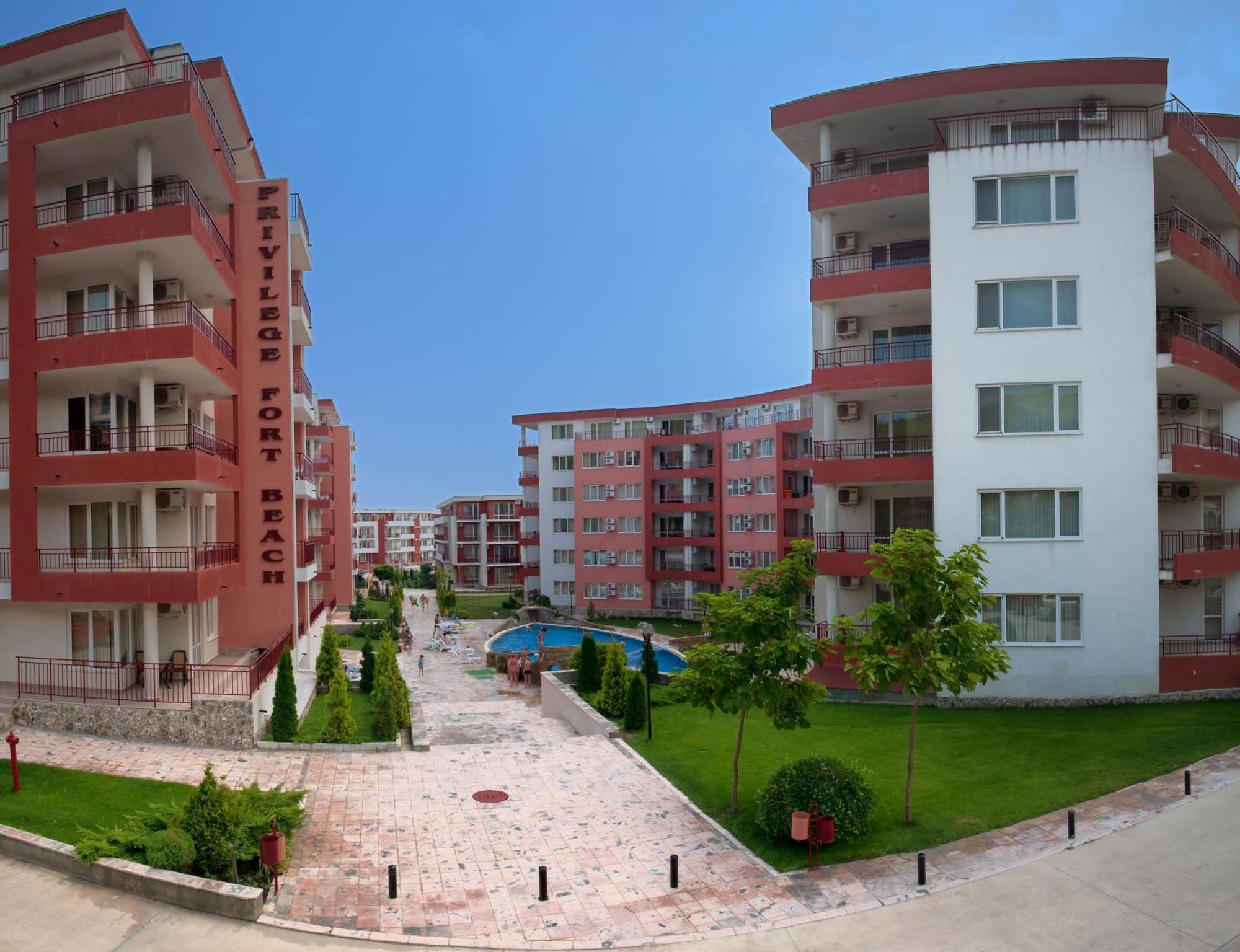 Privilege Beach Apartments Sveti Vlas Exterior photo