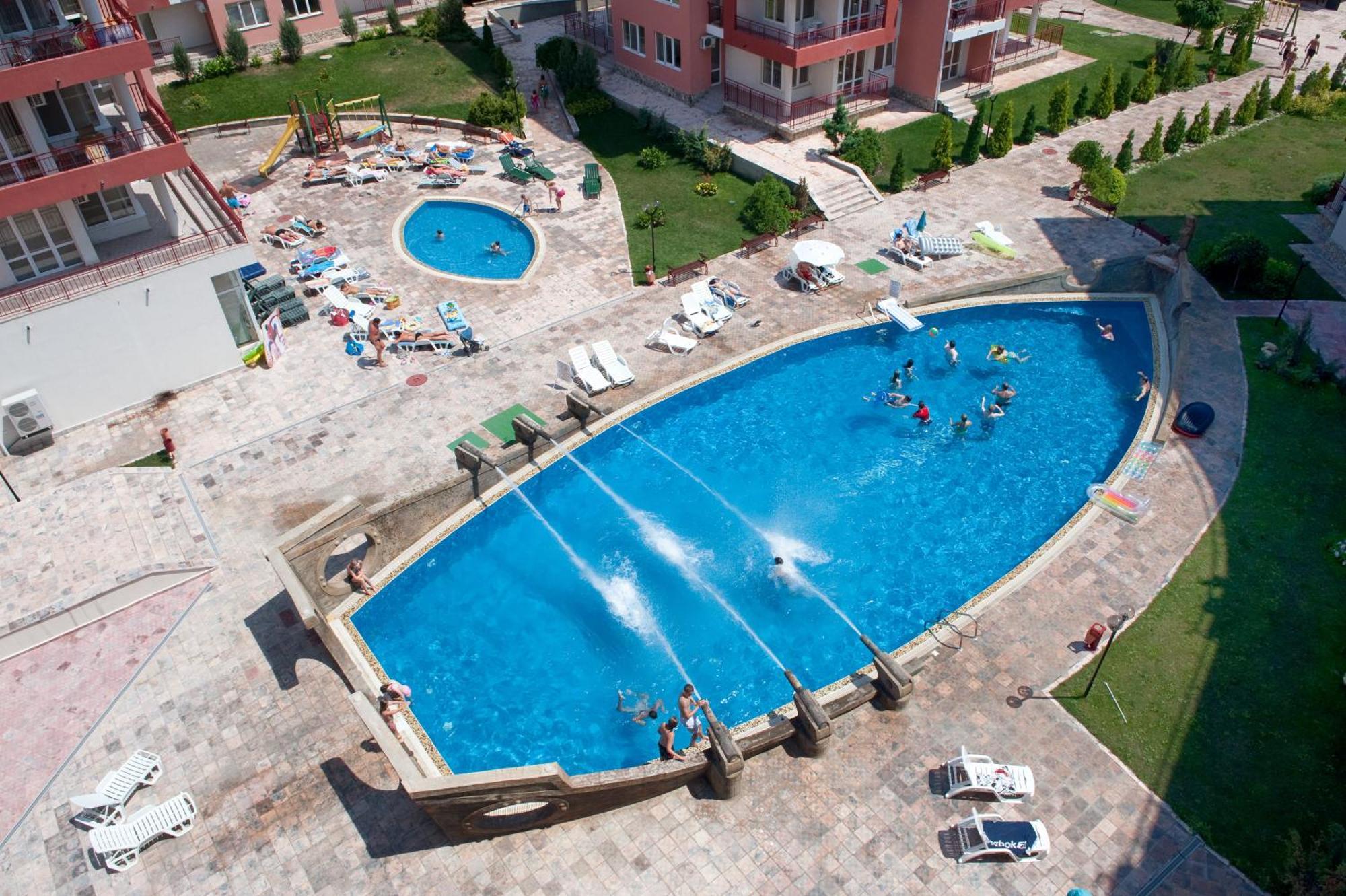 Privilege Beach Apartments Sveti Vlas Exterior photo